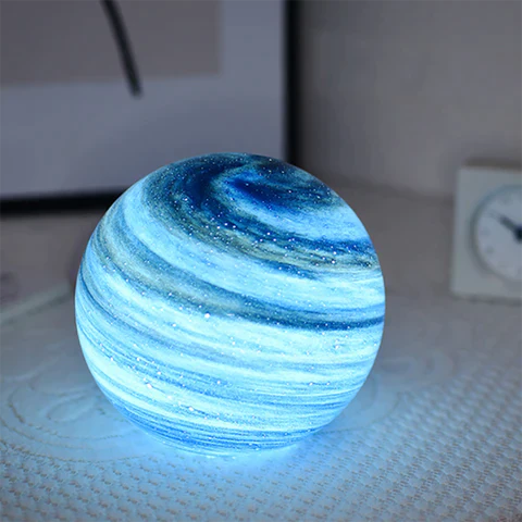 LunaCrystal – Elegant Glass Moon Lamp with Enchanting Cosmic Details for Atmospheric Spaces