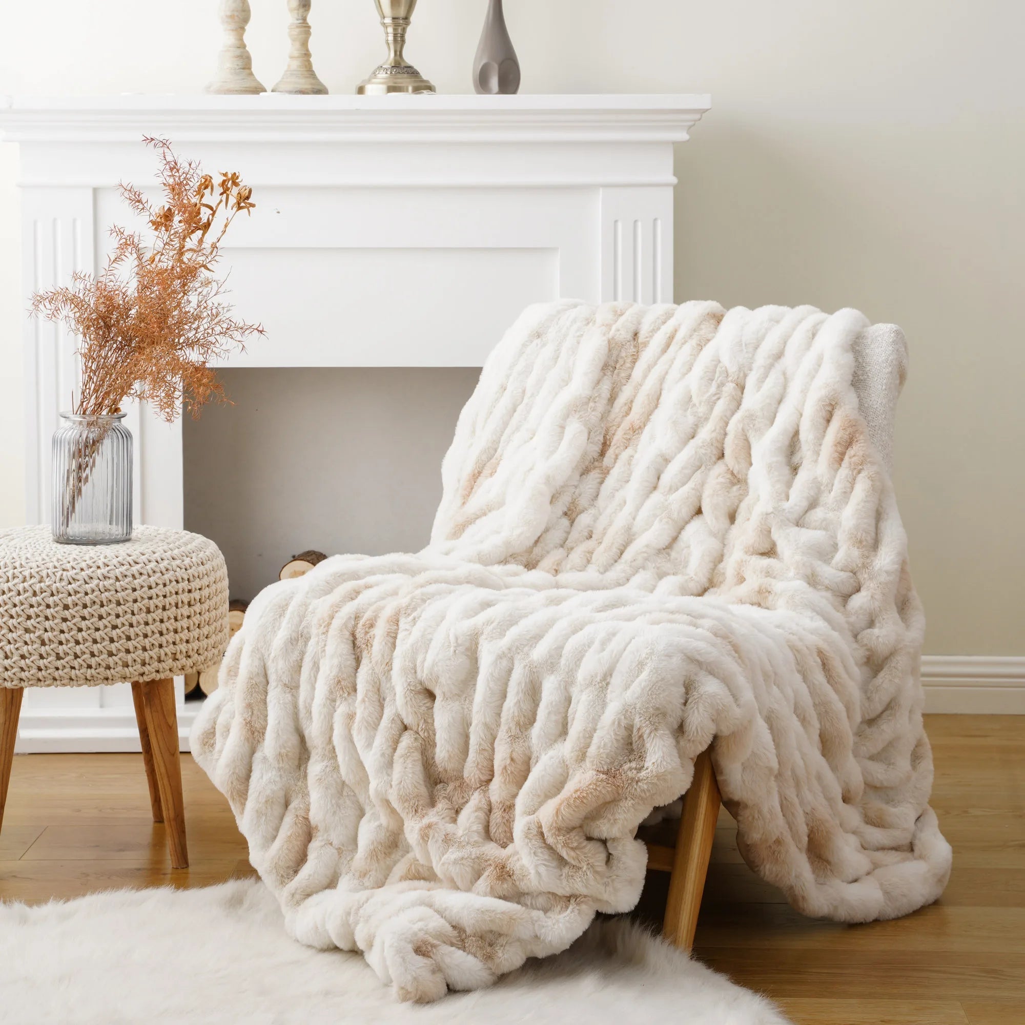 Plaid en fausse fourrure pelucheux avec design 3D côtelé réversible pour canapé