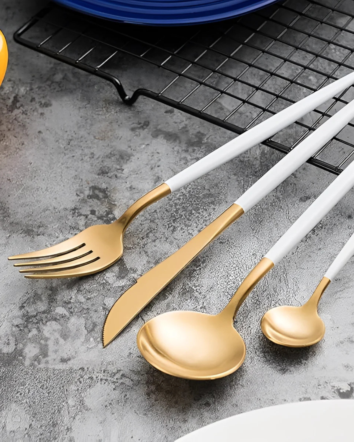 La Lumine – Luxury Cutlery Set with Gold Accents & Matte Black Handles