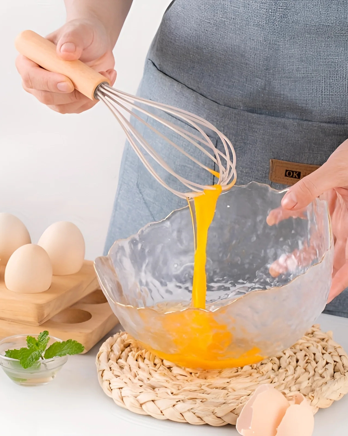 Naturéa – Eco-friendly Silicone Kitchen Set with Bamboo Handles (12-piece)