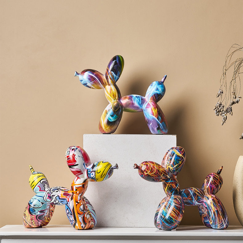 GraffiLuxe – Unique Abstract Statuette with Artistic Flair