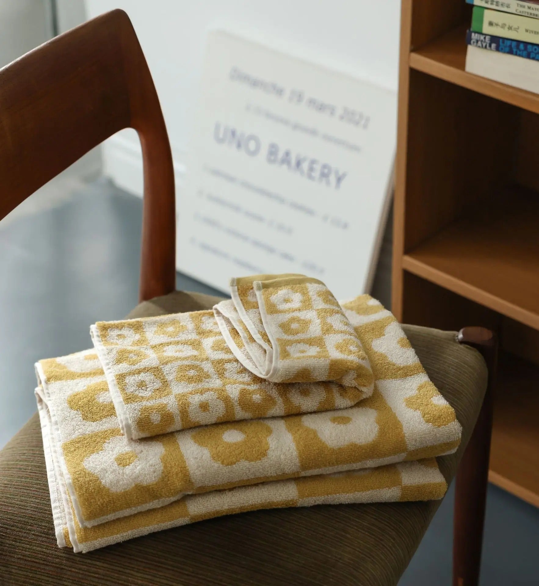 Giana – Luxury Bath Towel with Elegant Design for Comfort & Style