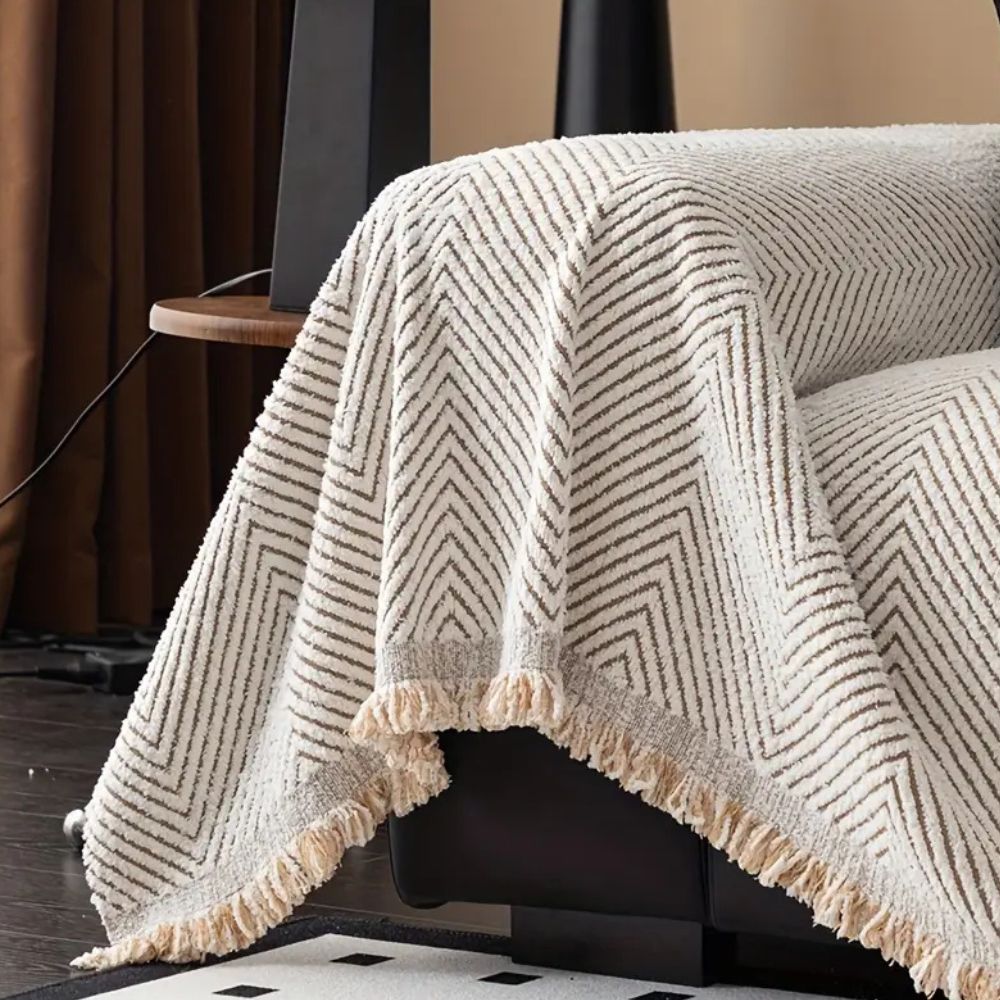 LumiWeave Luxe Herringbone Sofa Cover – Stylish Protection for a Timeless Interior