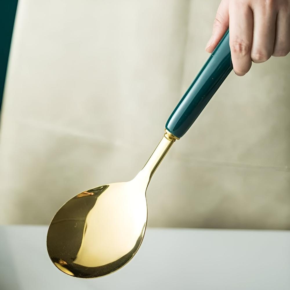 LuxeGold – Elegant RVS Kookgerei Set voor Stijlvol Koken en Serveren