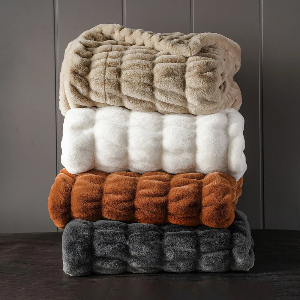 Plaid en fausse fourrure pelucheux avec design 3D côtelé réversible pour canapé
