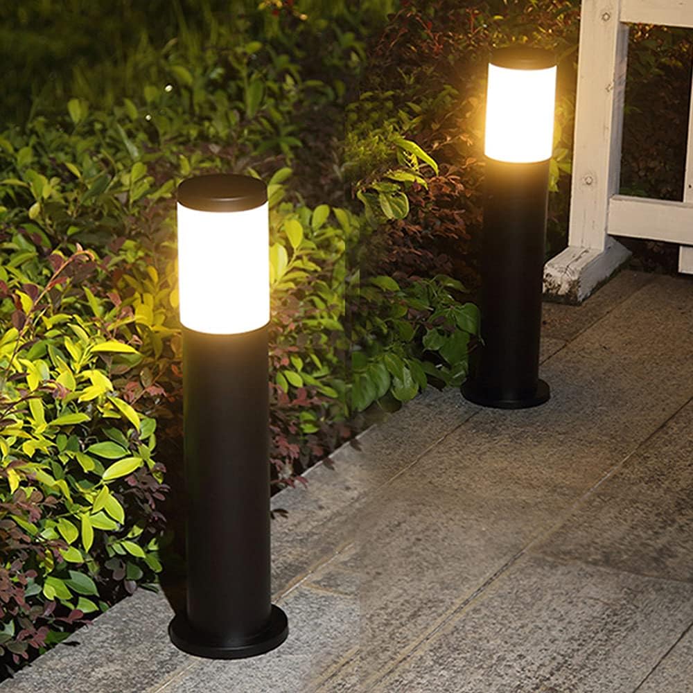 SolarGlow – LED Tuinpadverlichting met Automatische Aan/Uit-Functie en Waterdicht Ontwerp