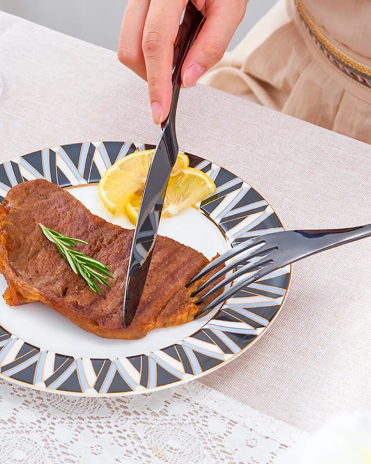 Élan Luxe – Refined Cutlery Set with Timeless Elegance for a Stylish Table Setting