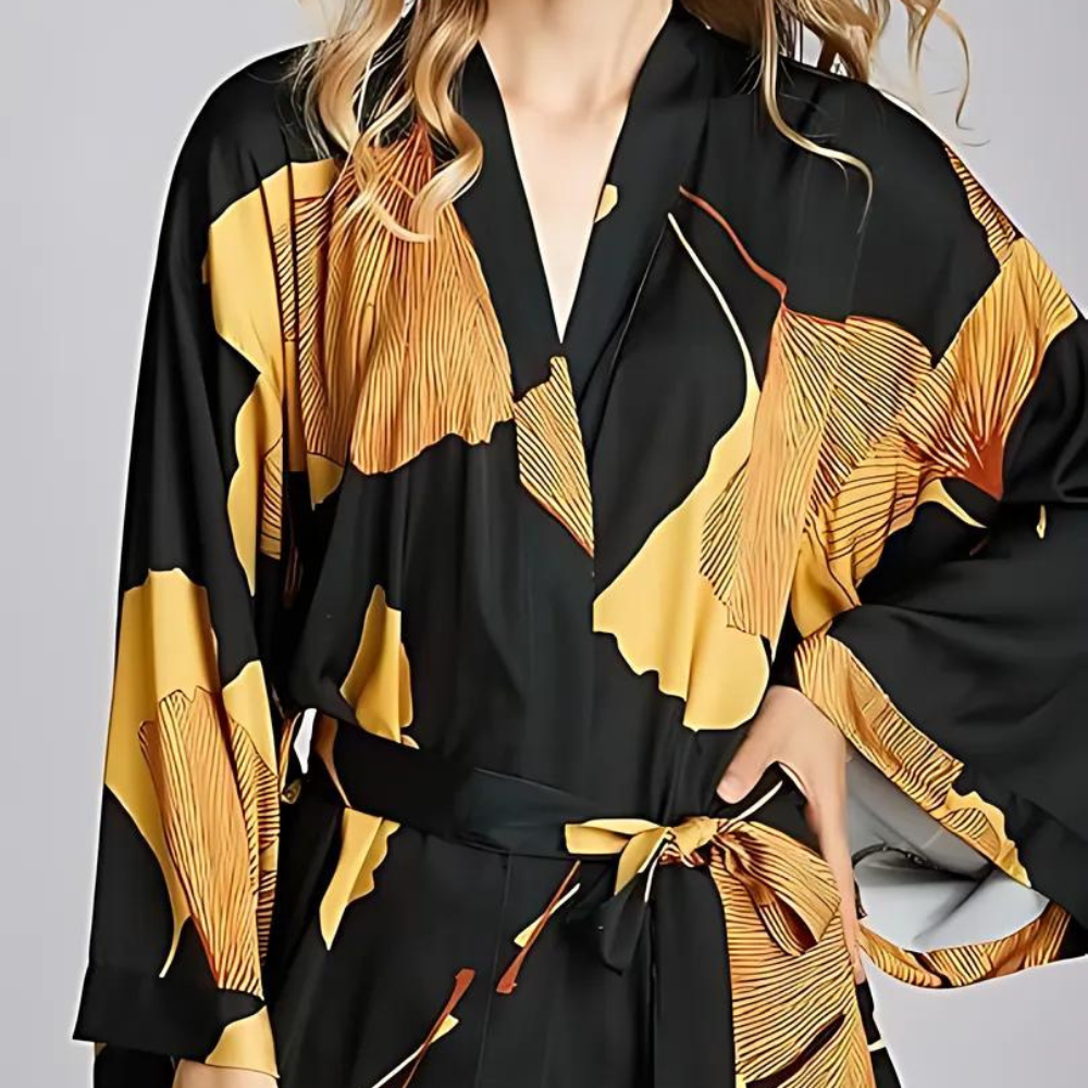 VelvetAura – Elegant Lichtgewicht Badjas met Gouden Accenten voor Stijlvol Ontspannen