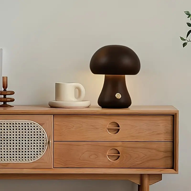 MushroomGlow – Wooden Table Lamp with Natural and Modern Design