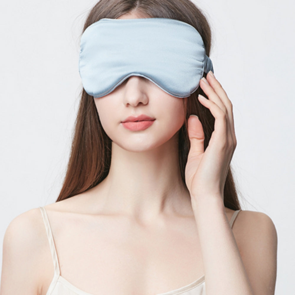 LuxeSlumber – Zijdezacht Slaapmasker met Ultiem Comfort & Lichtblokkering