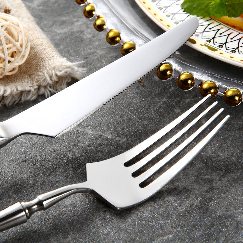 SerenaGlow – Luxury Cutlery Set with Refined Design