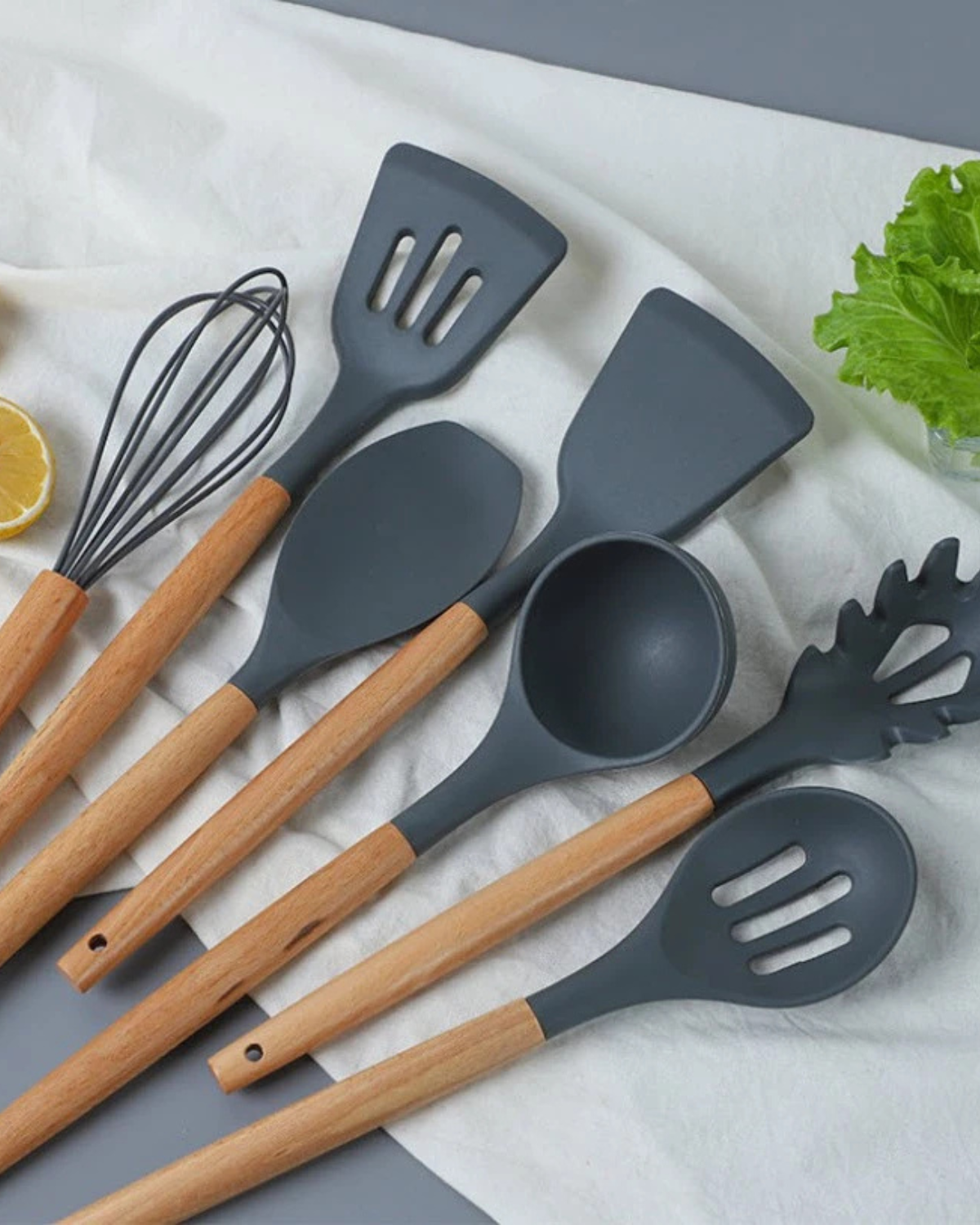 Naturéa – Eco-friendly Silicone Kitchen Set with Bamboo Handles (12-piece)