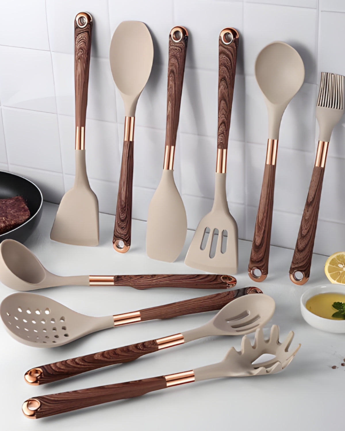 The Elegance – 11-Piece Luxury Kitchen Set with Wood-Look Handles & Gold Accents
