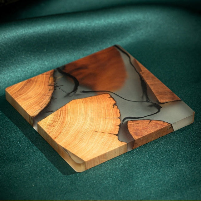 Aurélie Resin Luxe Coaster Set – Stylish Table Accessory for a Refined Interior