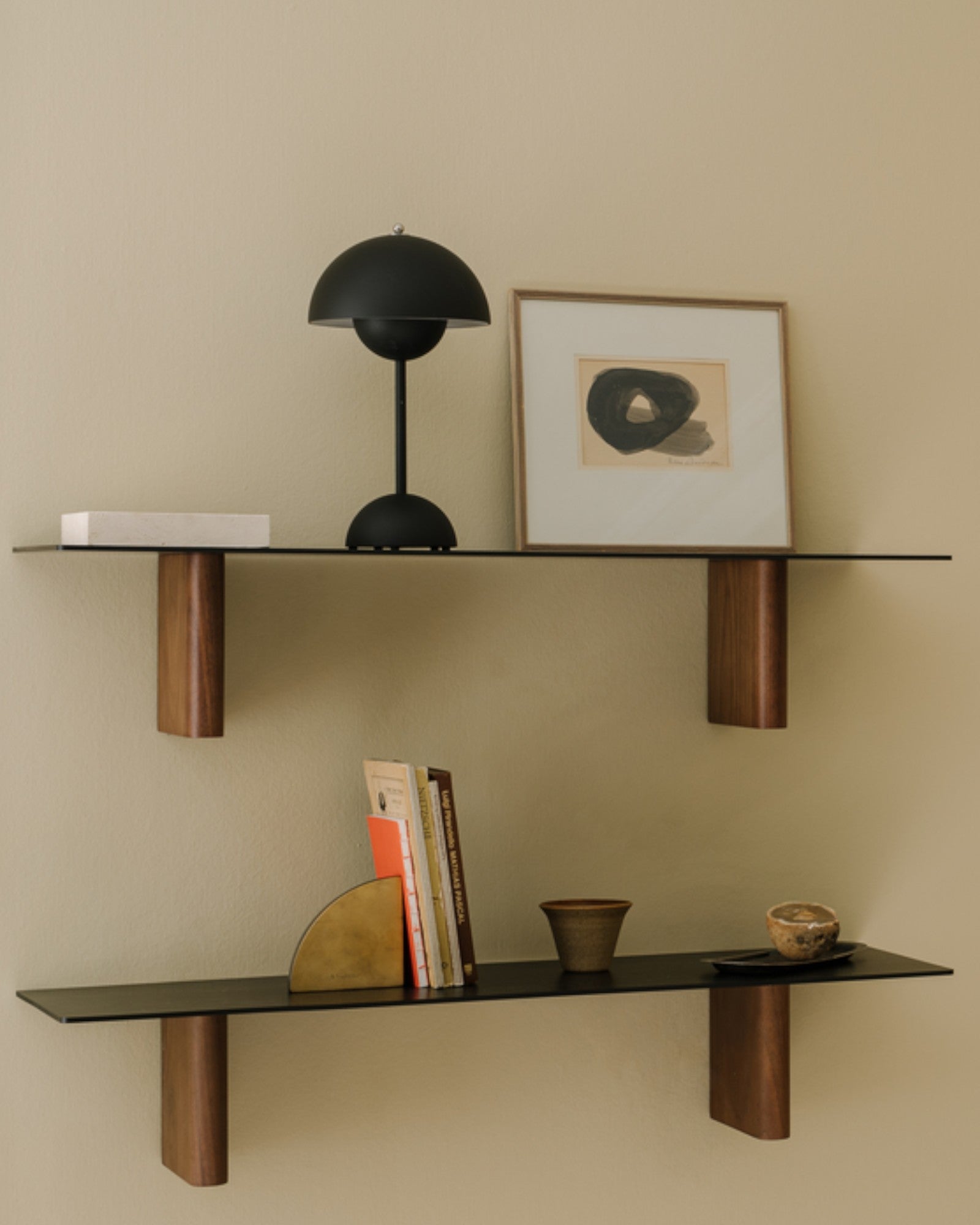 NordLight – LED Table Lamp Scandinavian Design, Dimmable and Durable in Metal