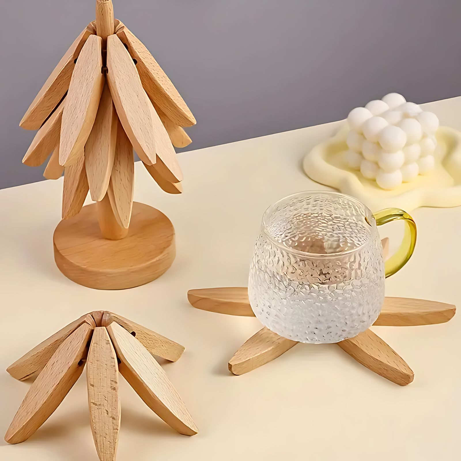 LumiWood – Elegant Wooden Coaster Set in Tree Design for a Stylish Interior