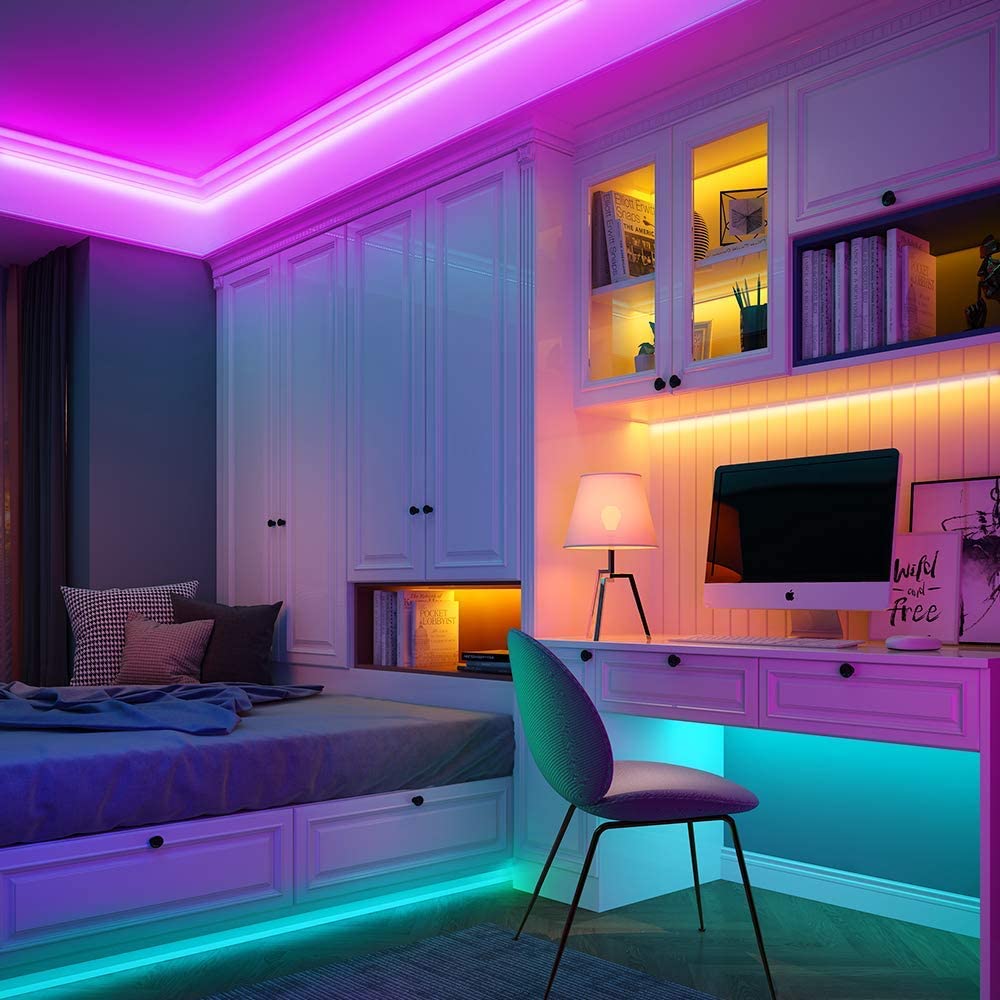 GlowFlex – Versatile LED Light Strip with Remote Control for Atmospheric Lighting