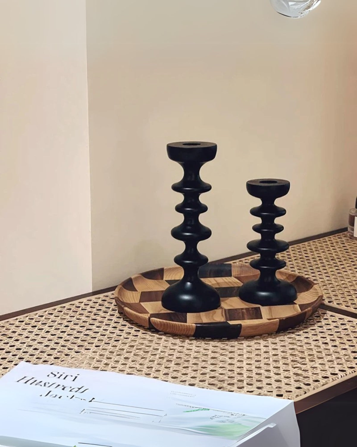 The Sculptor – Luxury Wooden Candle Holder with Sculptural Elegance