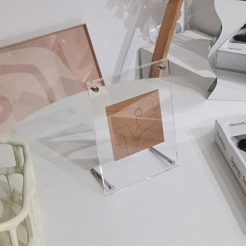 GhostFrame – Modern Acrylic Photo Frame with Minimalist Design