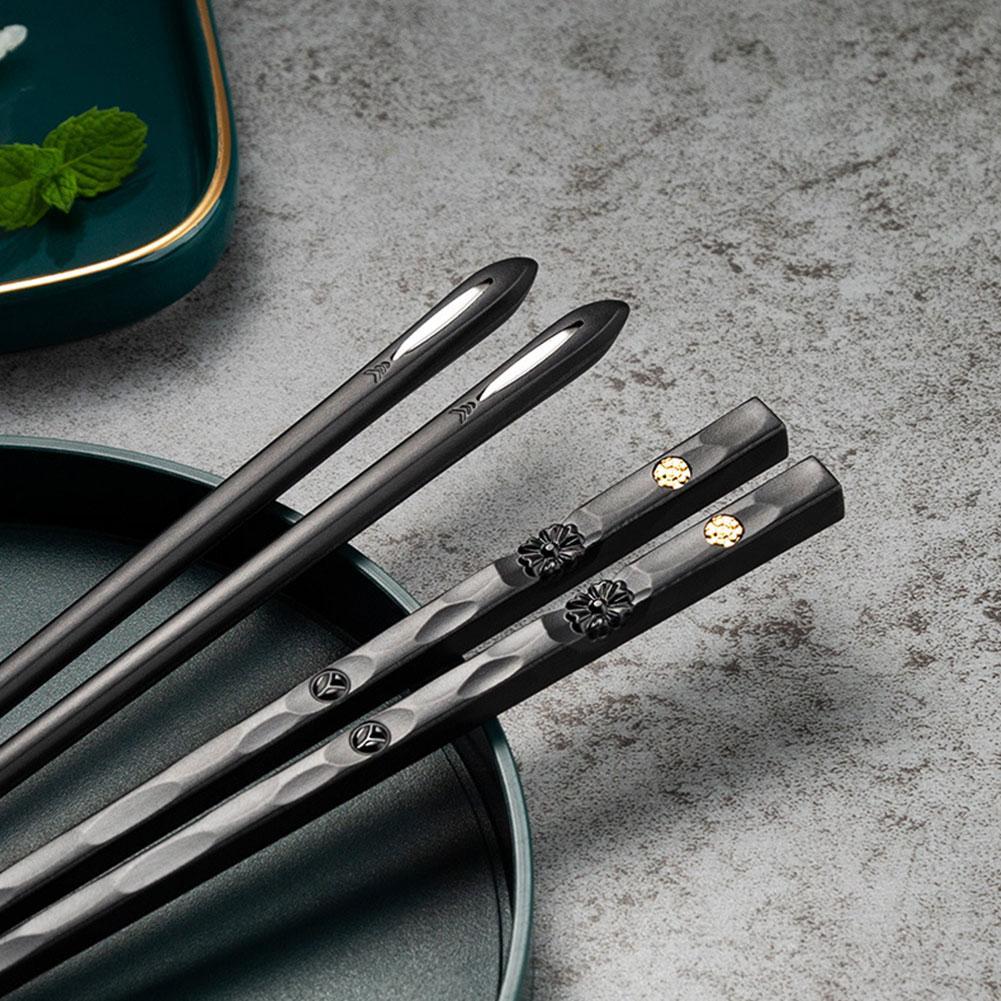 ElegantChop – Luxury Essstäbchen Set with Stylish Design