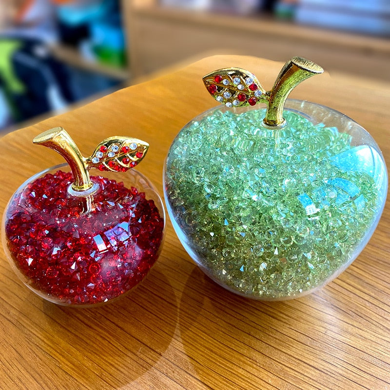 ÉclatLuxe – Handmade Crystal Apple Figurine with Timeless Elegance