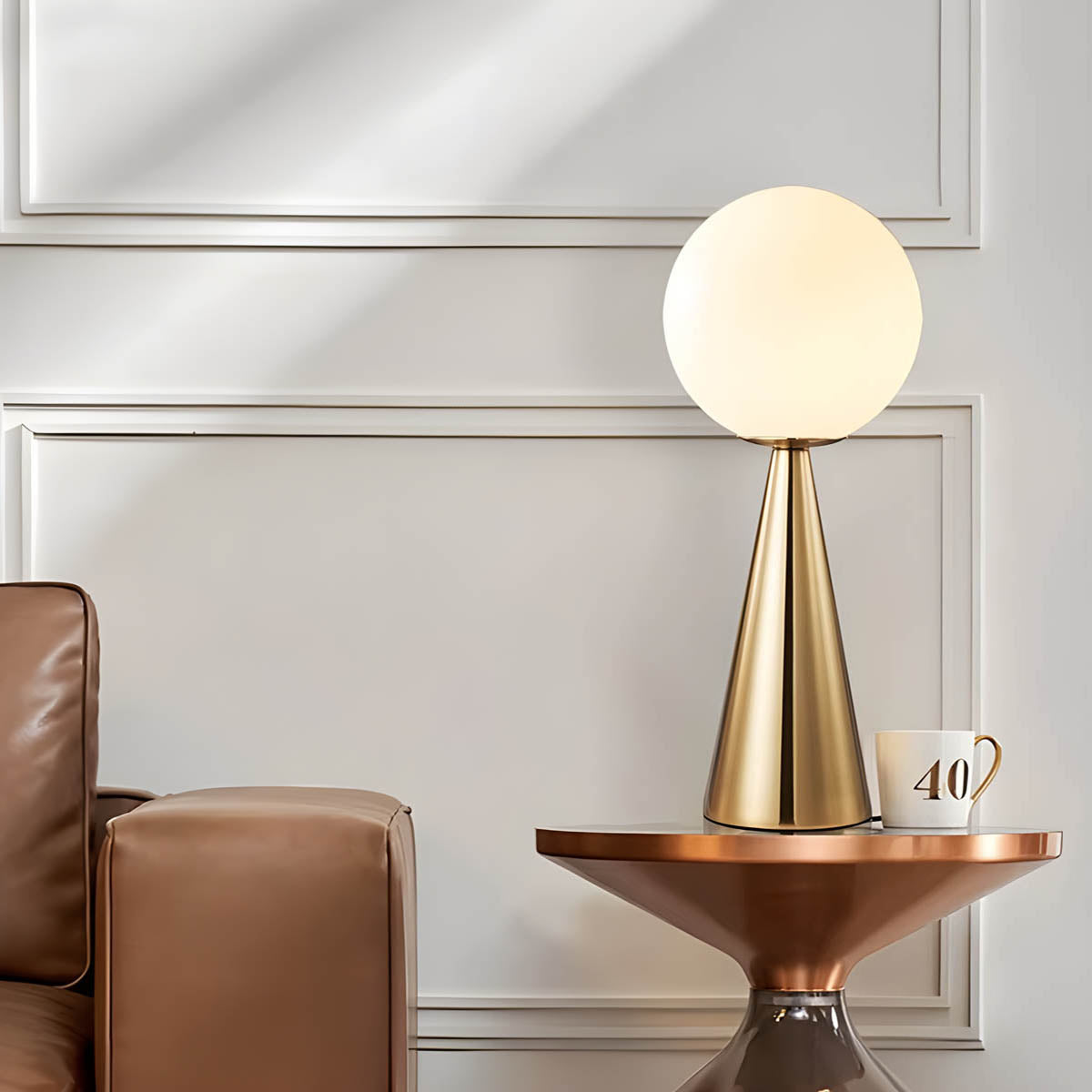 Harmoniq – Luxury Table Lamp with Modern Elegance and Glass Accents