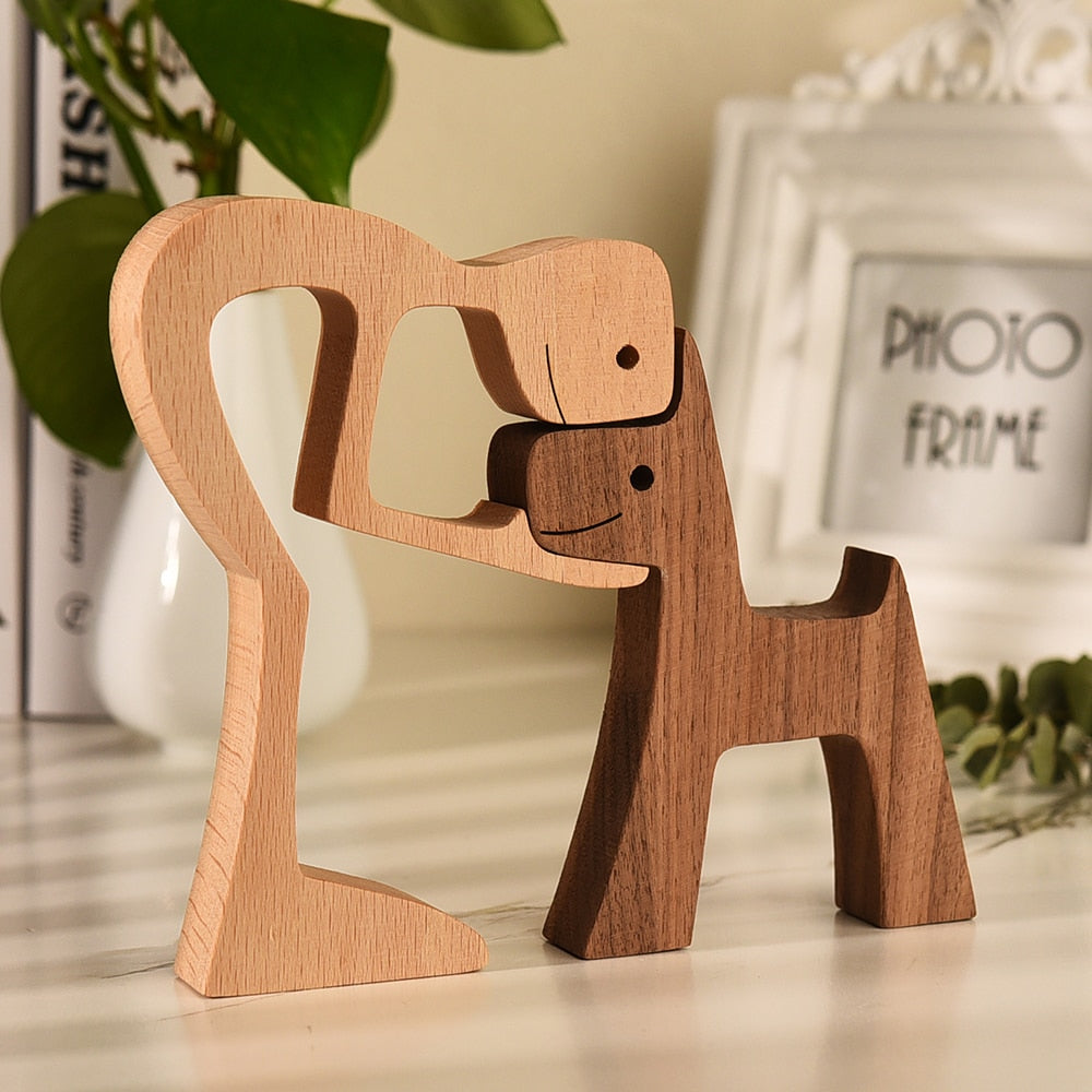 NordicPaws – Elegante Houten Hondenbeelden met Scandinavische Charme