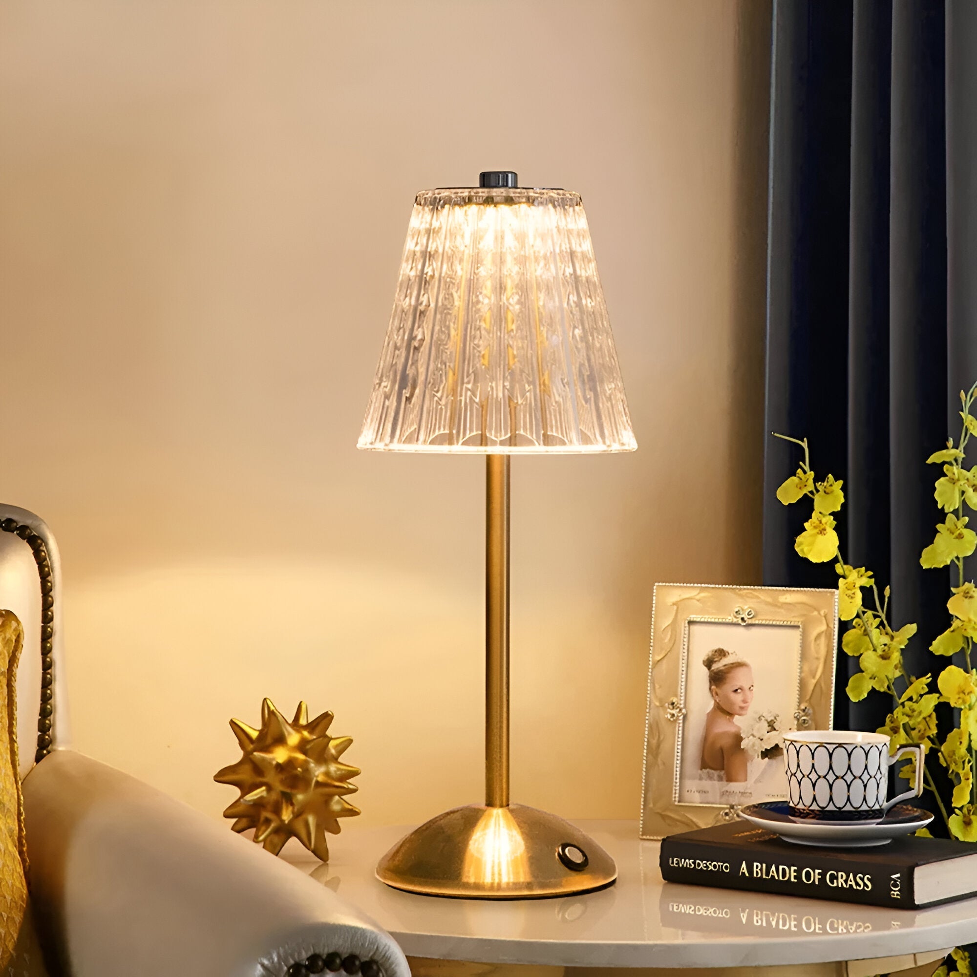 VintageGlow – Elegant Wireless Table Lamp with Timeless Design