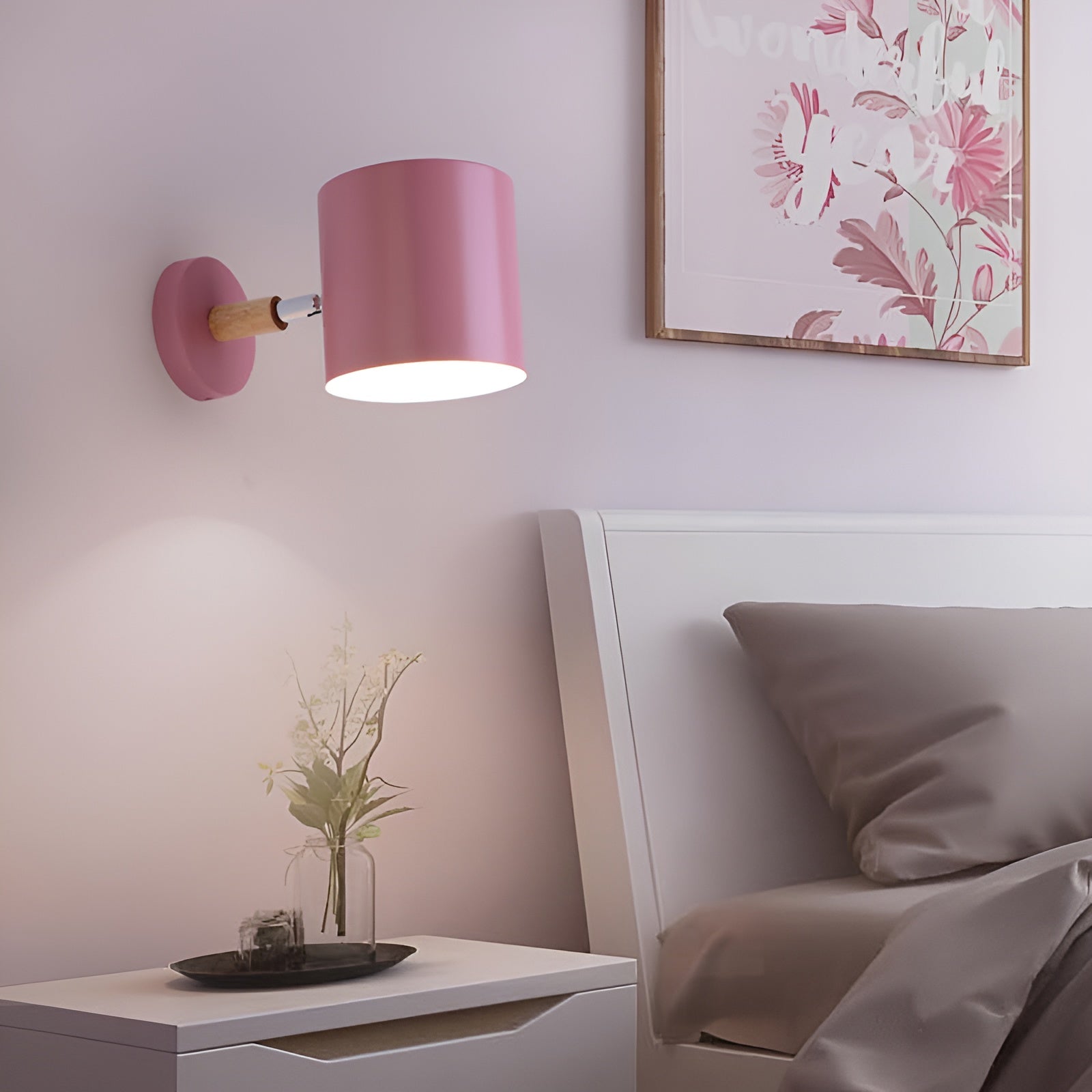 NordicGlow – Verstelbare Wandlamp met Pastel Elegantie