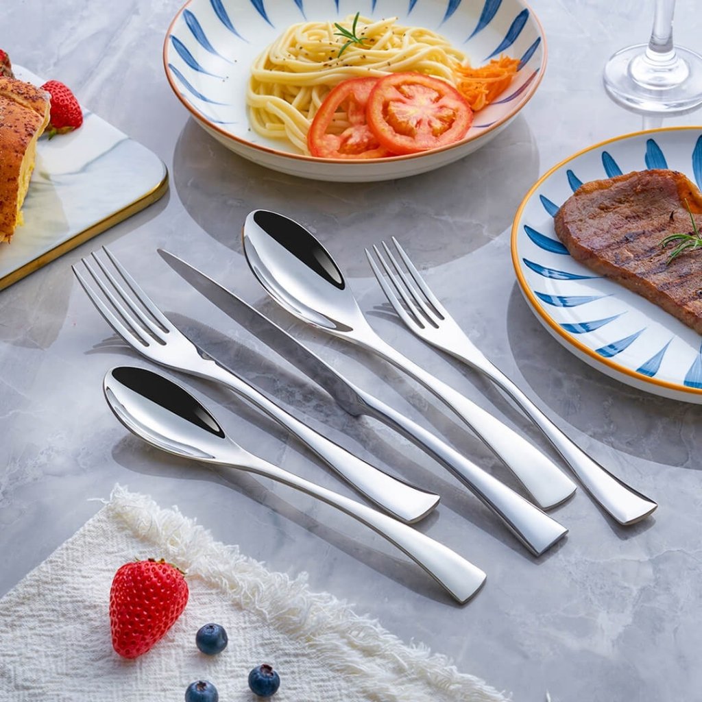 Jet Elegance – Luxury Silver Stainless Steel Cutlery Set (24/42/48/84-piece)