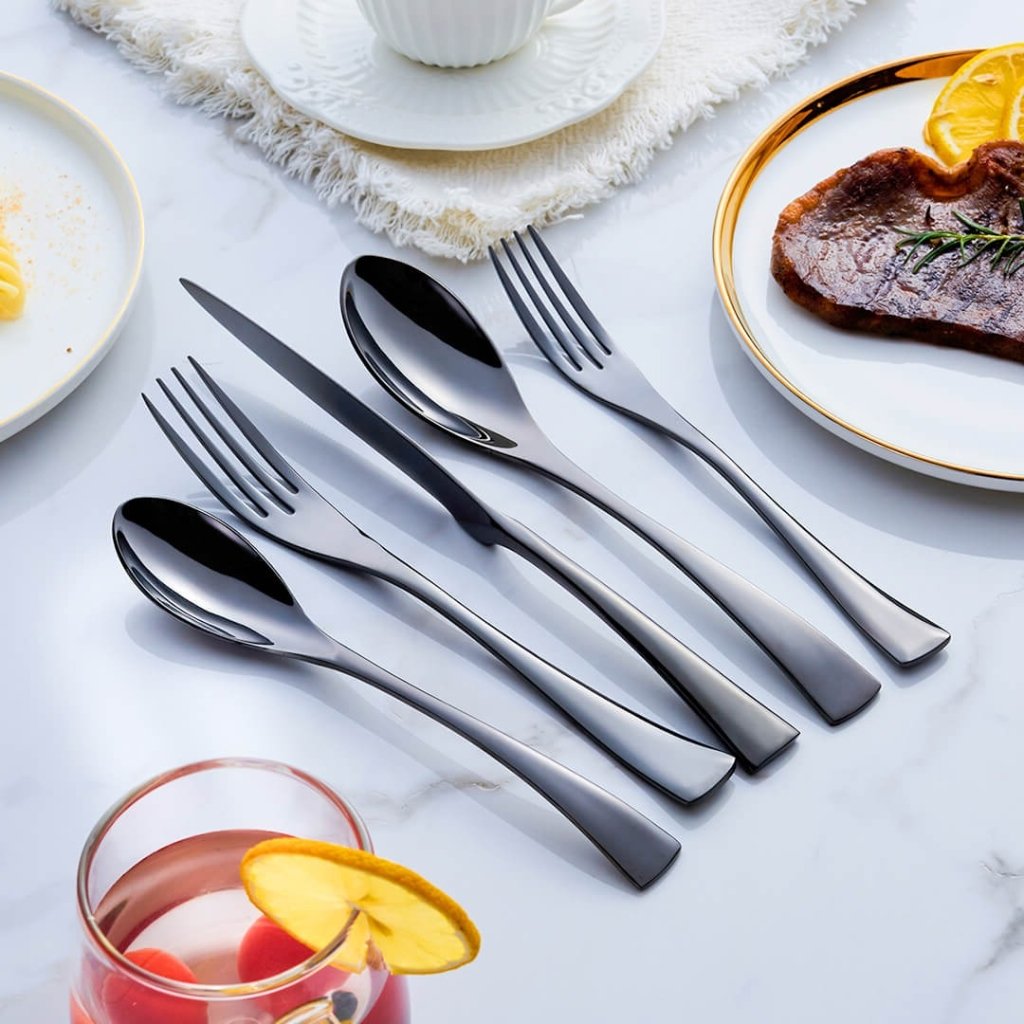 Noire Elegance – Luxury Black Cutlery Set in Stainless Steel (24/42/48/84-piece)