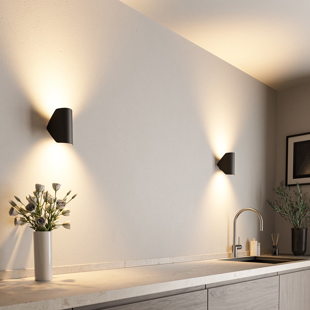 Polaris 2.0 – Robuuste Wandlamp met Verstelbare Verlichting