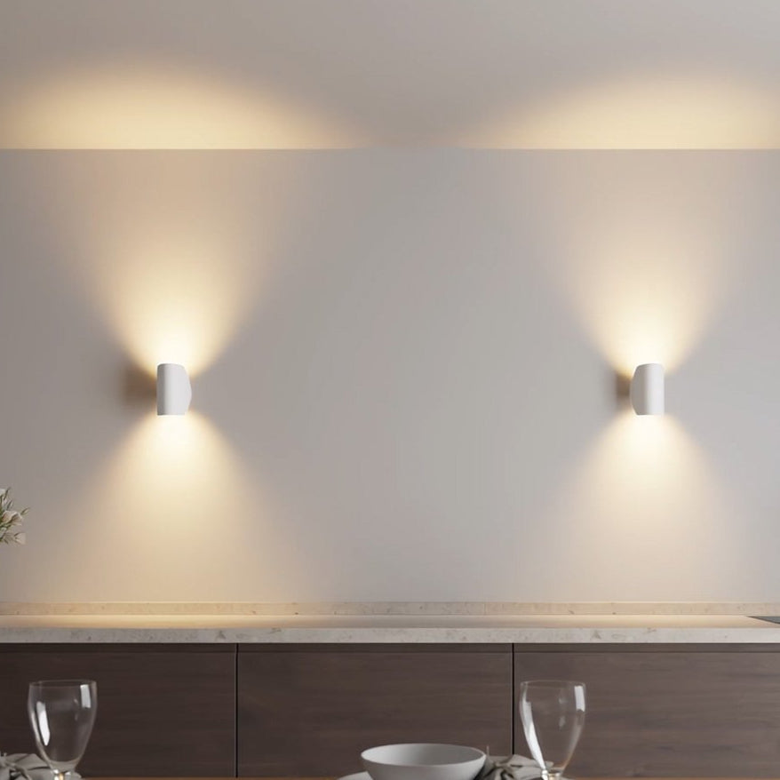 Polaris 2.0 – Robust Wall Lamp with Adjustable Lighting