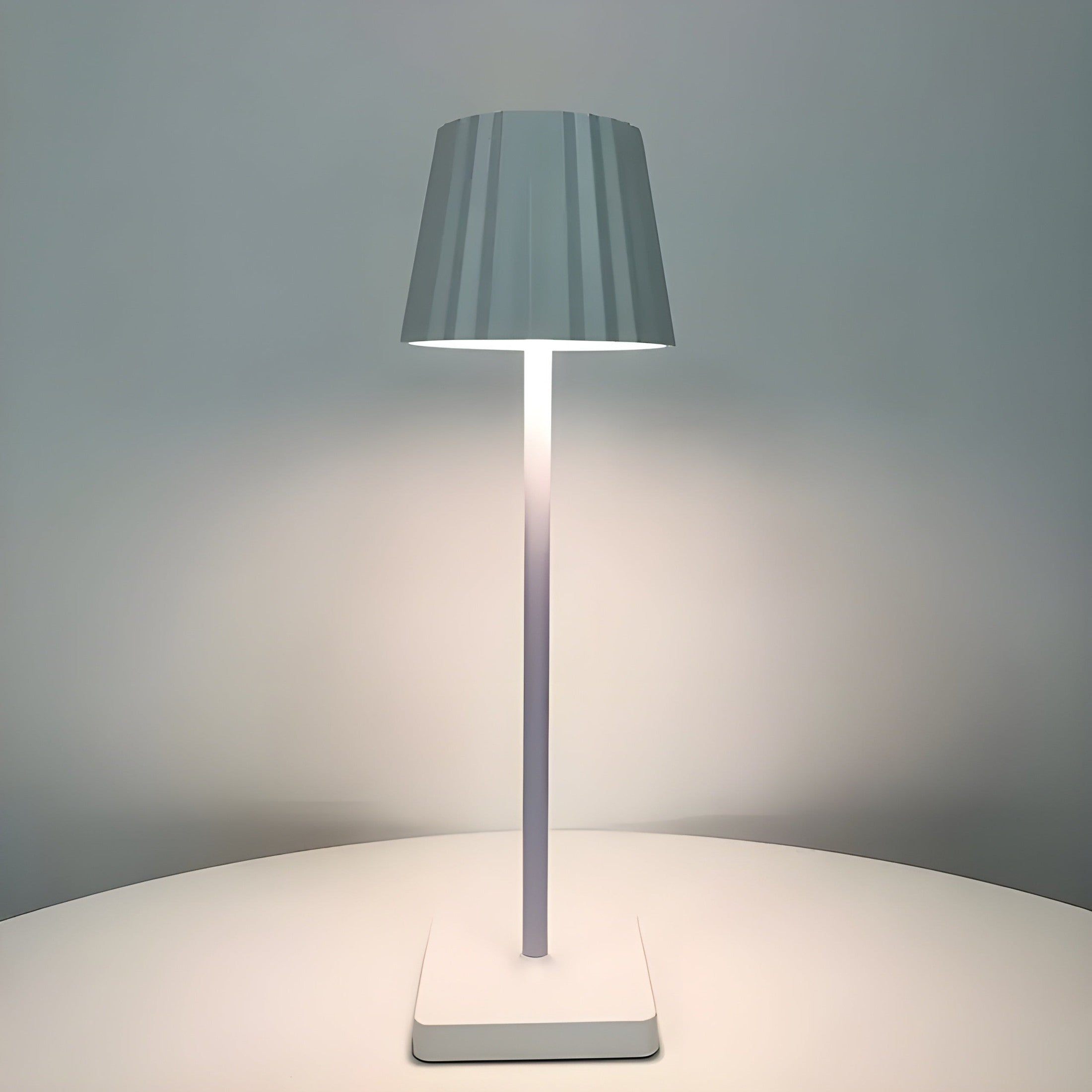 LumiGlow Wireless Table Lamp – Elegant Design with Touch Control & USB Charging