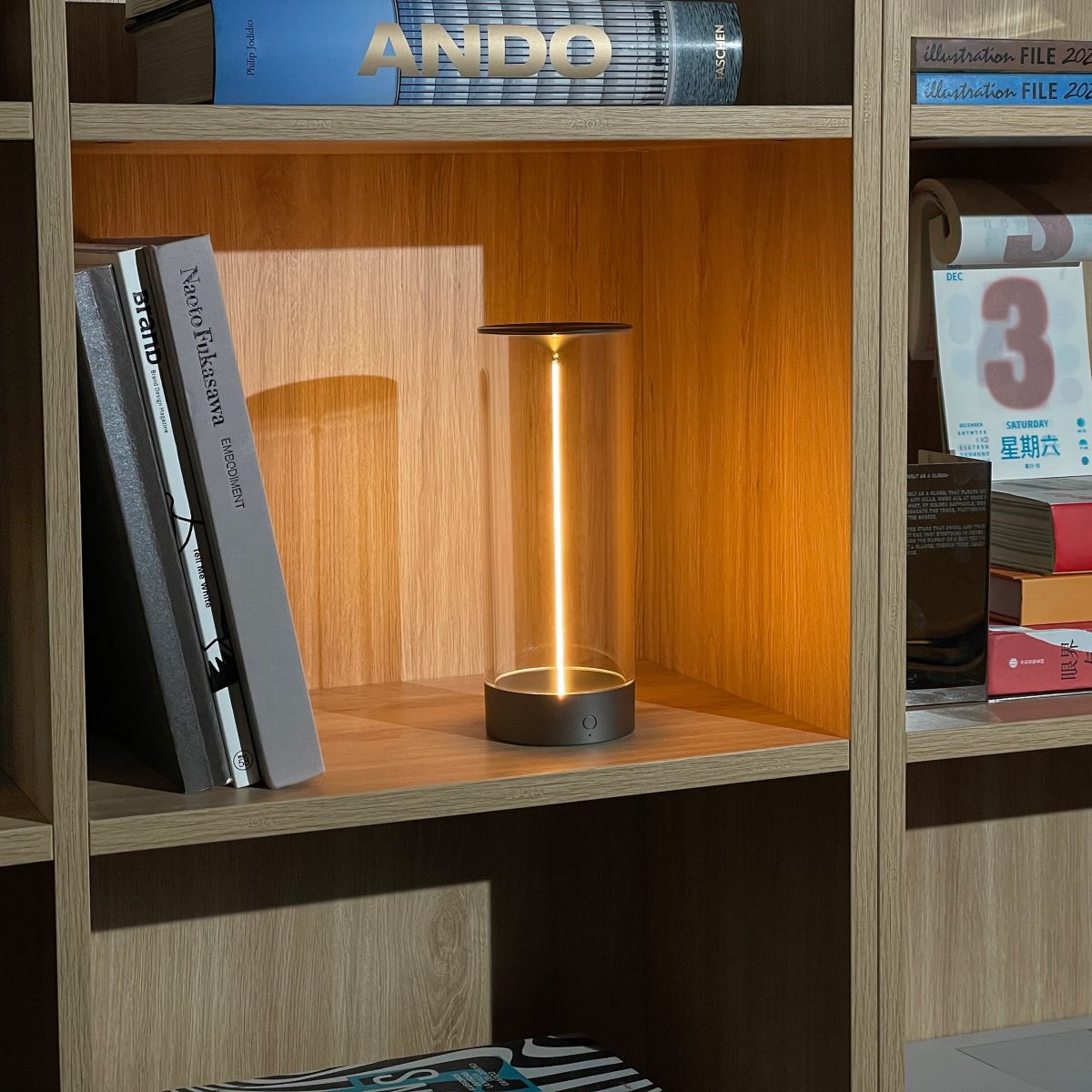 LumiRay – Modern Table Lamp with Enchanting Cylindrical Light Design
