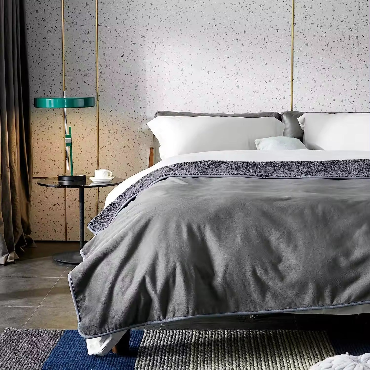 Veloura Luxe Couples Blanket – Waterproof & Ultimate Comfort for an Intimate Atmosphere