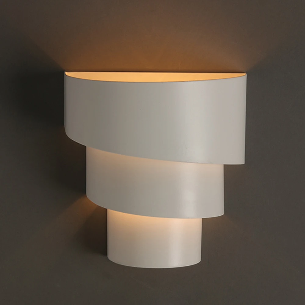 LumièreLine – Modern Wall Lamp with Elegant LED Design and Diffuse Light