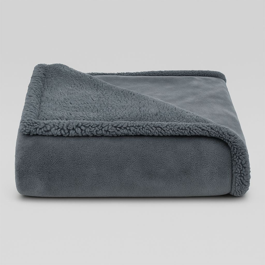 Veloura Luxe Couples Blanket – Waterproof & Ultimate Comfort for an Intimate Atmosphere