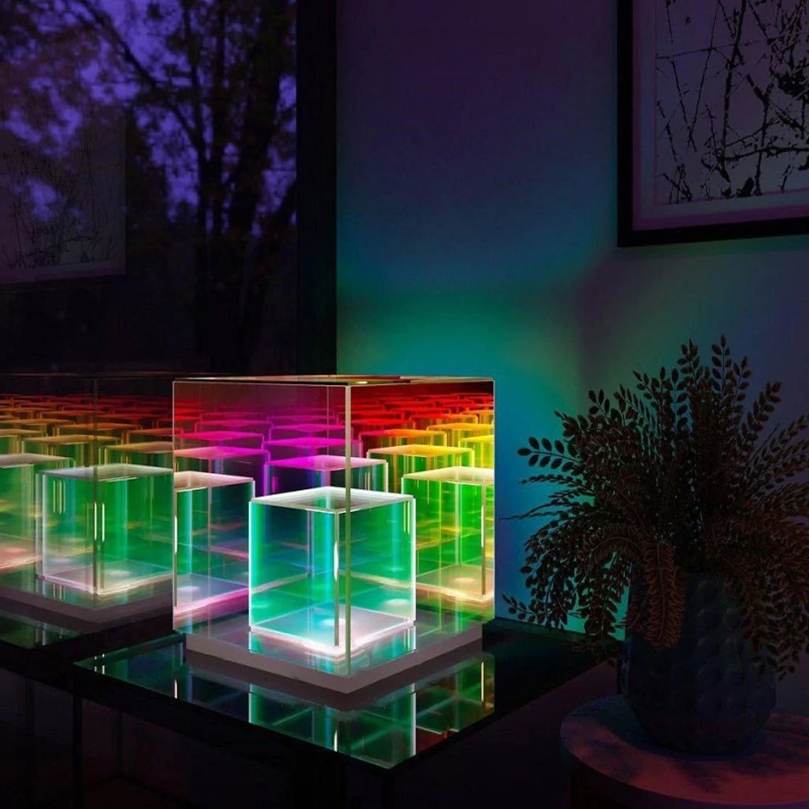 LumiPrism – Design Table Lamp with Playful Light and Luxurious Cube Shape