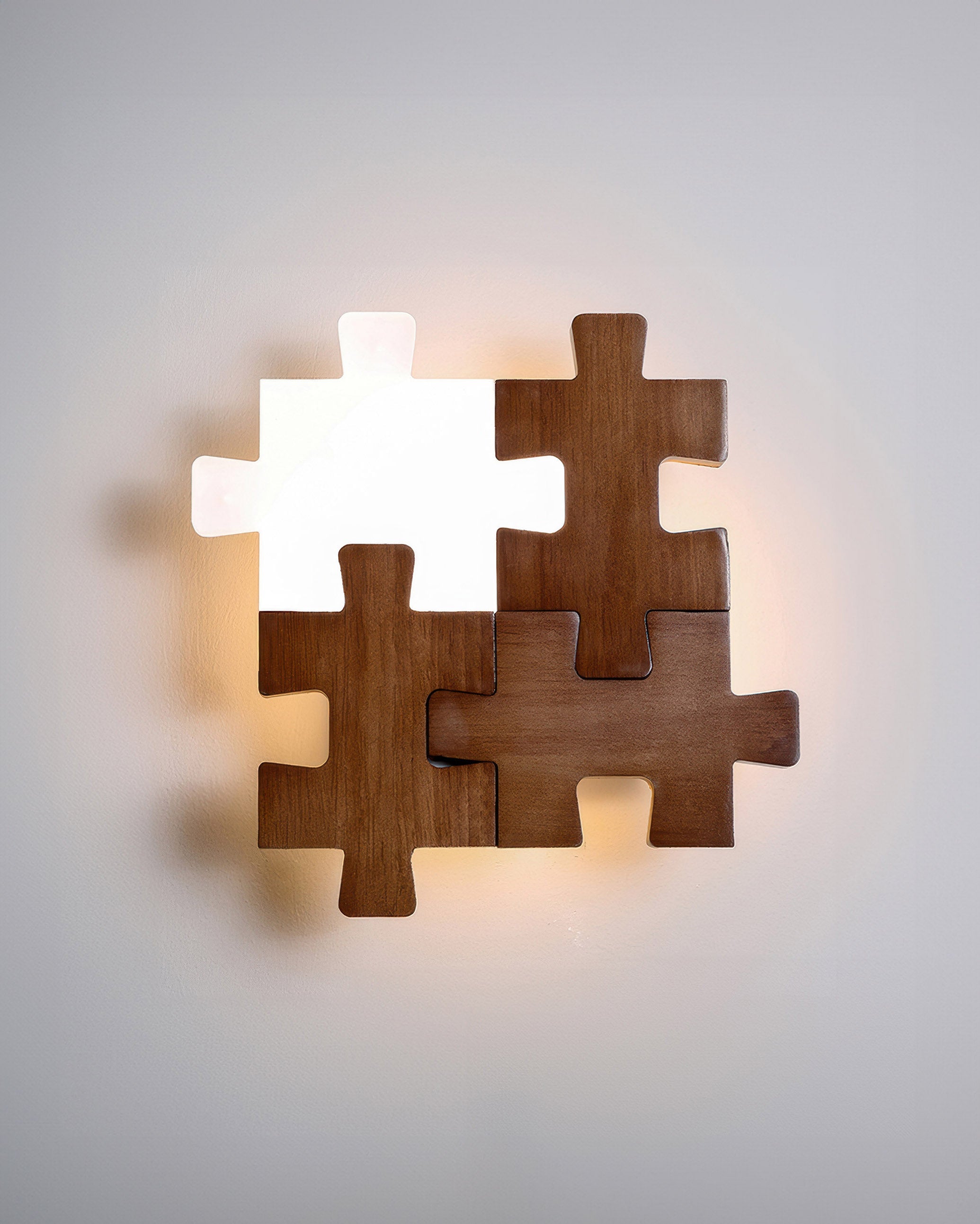 PuzzleGlow – Luxe LED Wandlamp met Speels Houten Design voor een Modern Interieur