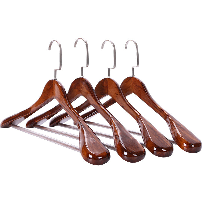 Oaklee Élite – Luxury Wooden Clothes Hangers with Refined Design