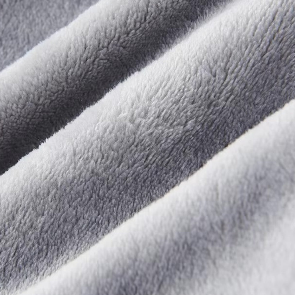 VeluSoft – Elegante Fleece Badjas met Luxe Contrastafwerking voor Ontspannen Momenten