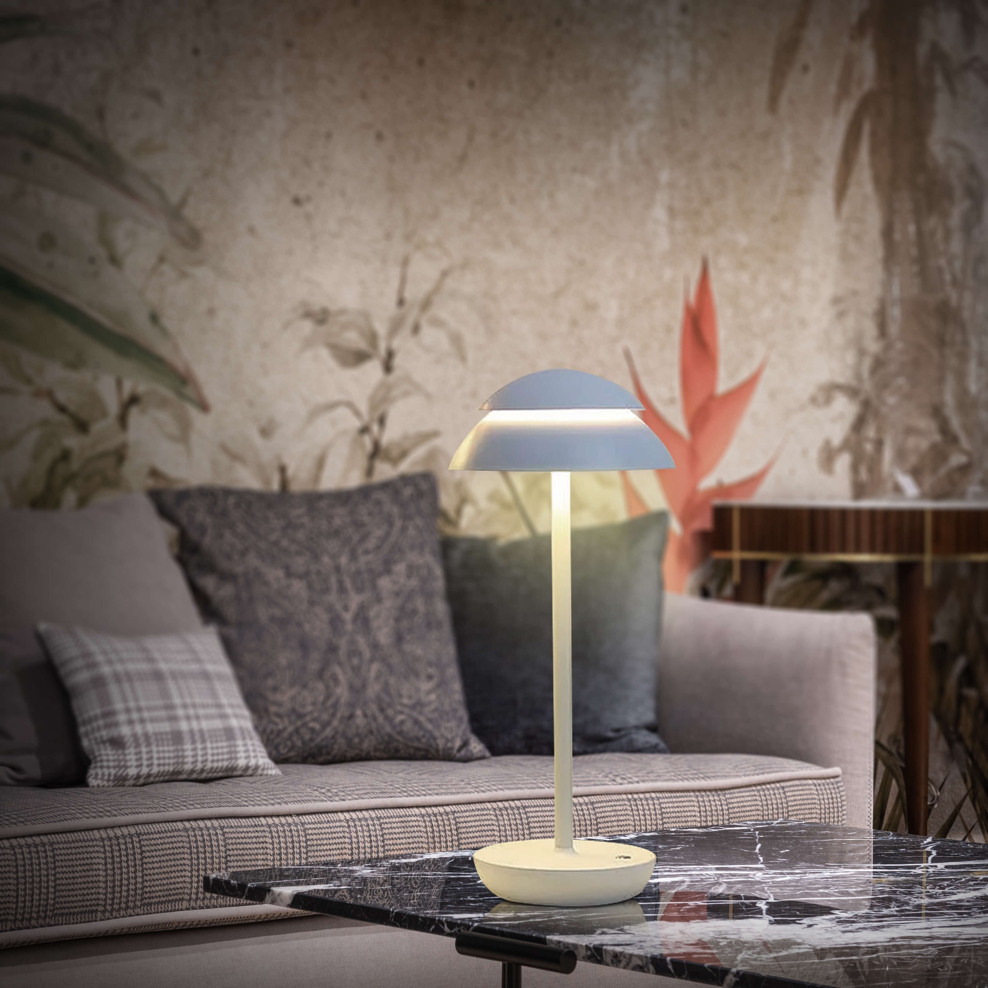 LumiVita – Luxe Wireless Table Lamp with Atmospheric Lighting