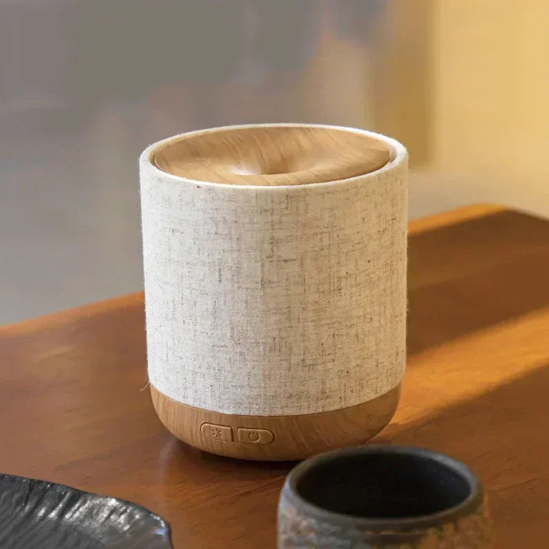 ZenMist – Stijlvolle Stoffen Aromatherapie Diffuser met Verlichting en Luchtbevochtiging