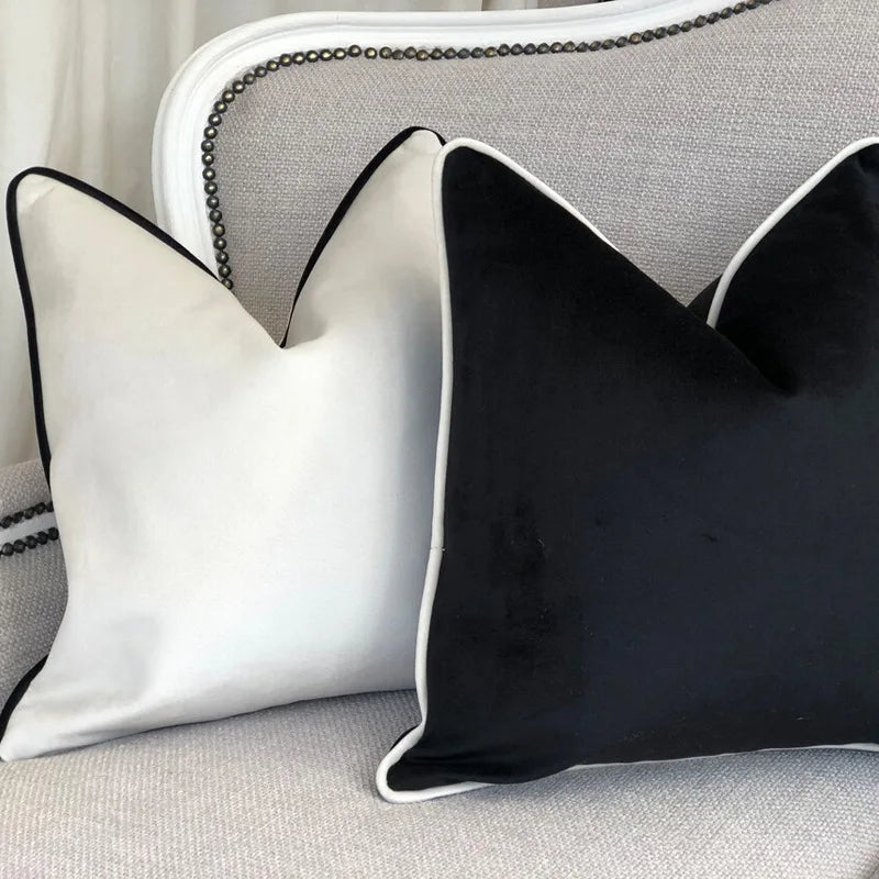 Velora – Luxe Fluwelen Kussenhoes met verfijnde Afwerking