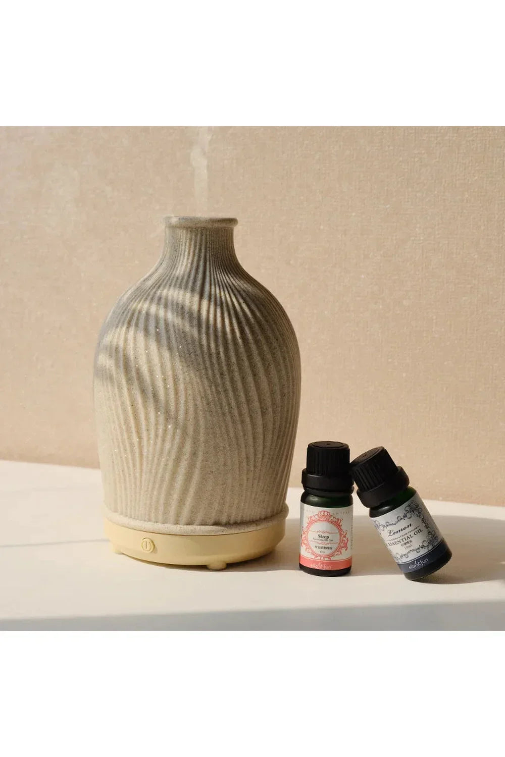 ZenMist – Luxe Aroma Diffuser met Natuurlijke Steenafwerking