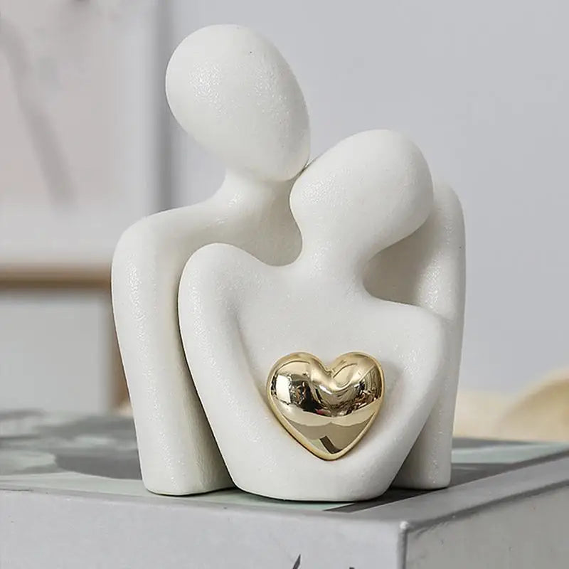 SoulForm – Elegant Minimalist Sculpture with Golden Heart