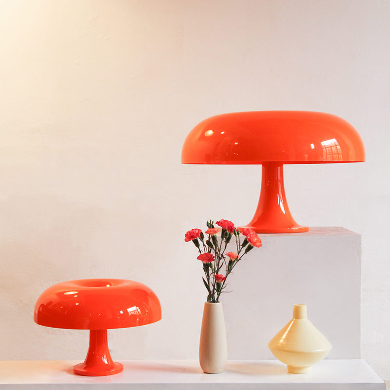 GlowElegance – Luxe Tafellamp met Minimalistische Charme voor een Gezellig Interieur