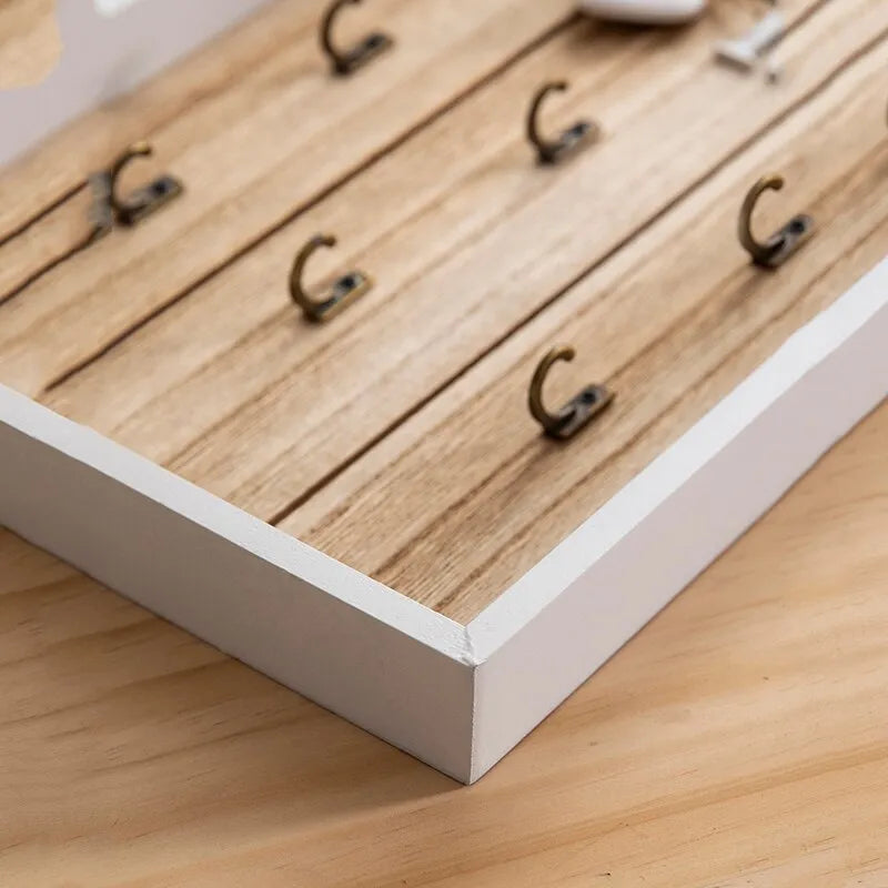 HavenKey Luxe Wooden Key Holder – Handmade Design Piece for a Warm & Organized Interior