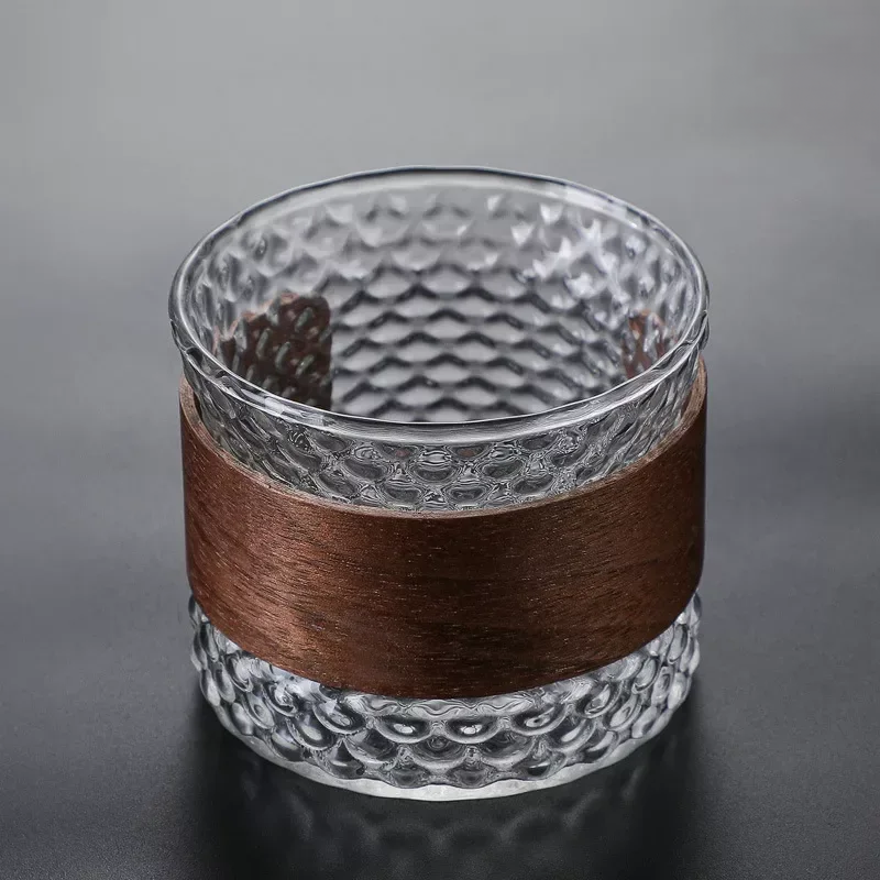 WoodFlow – Handmade Tumbler Glass with Wooden Accent for Stylish Enjoyment